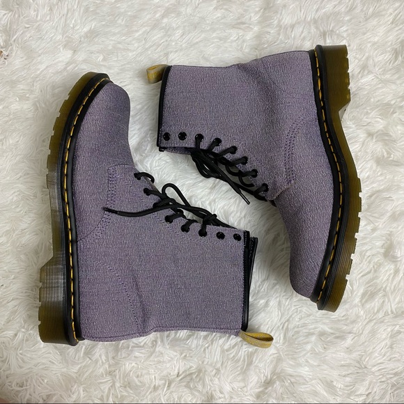 Dr Marten Vegan Castel Boots Orchid 